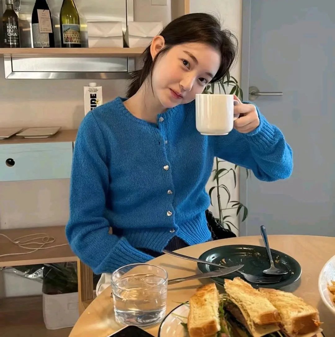 想被拥抱的12个女人